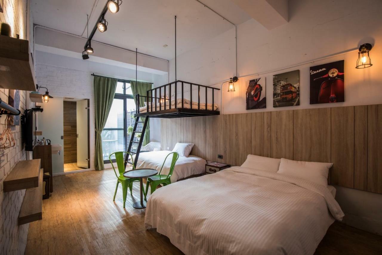 The Brick Apartment Tainan Exterior photo